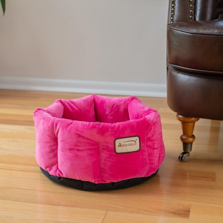 Armarkat Pet Bed Model C03CZ Pink