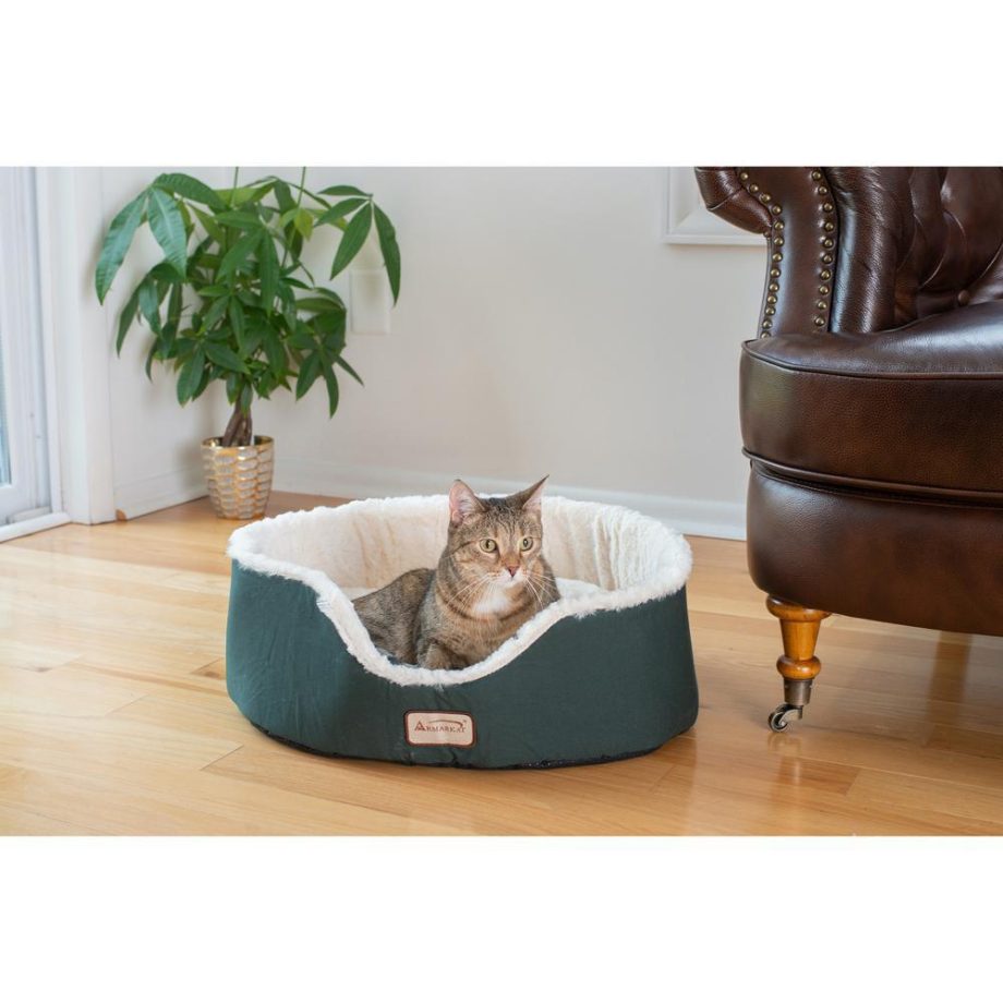 Armarkat Pet Bed Model C04HML/MB Laurel Green and Ivory