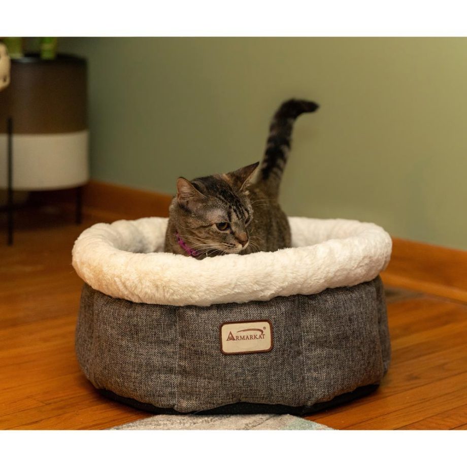 Armarkat Cozy Cat Bed in Beige and Gray C105HHS/MB