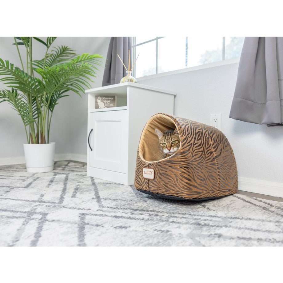 Armarkat Cat Bed Model C11HBW/MH Bronze & Beige