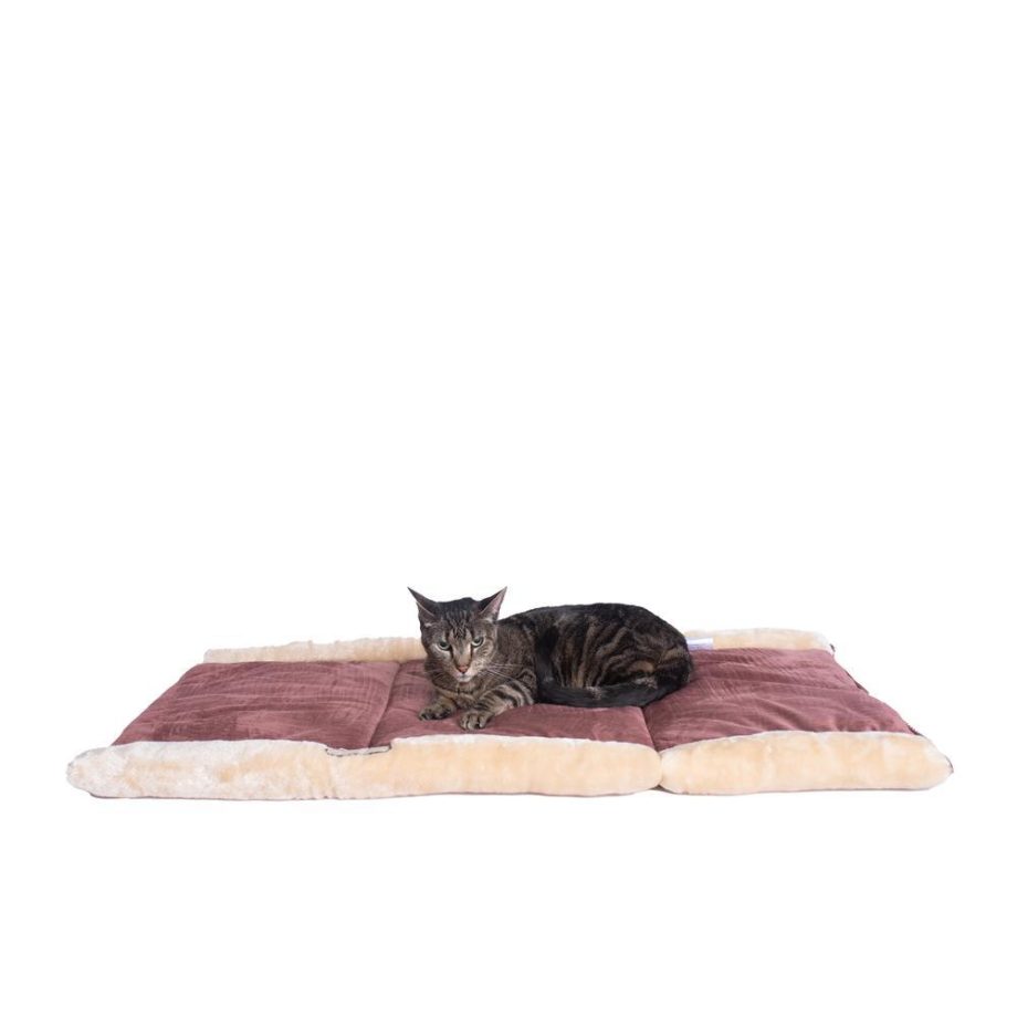 Armarkat Cat Bed/Pad Model C16HTH/MH Indian Red & Beige